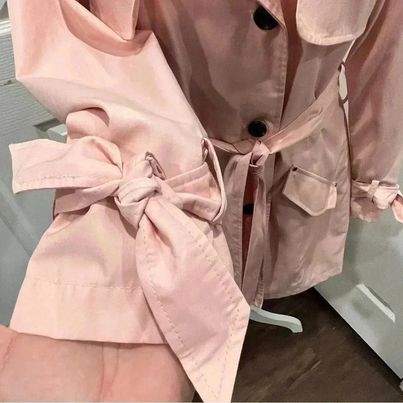 Jones NY Barbie Core, Pink, Rain Jacket, lined, w wrist ties & waist tie - Picture 5 of 12